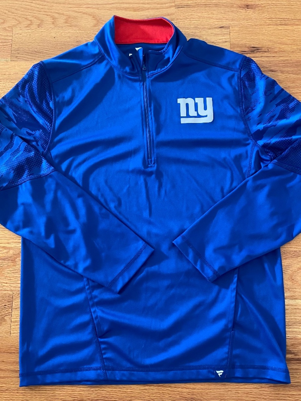 NY Giants Fanatics 1/4 Zip Up Pullover Men’s Medium Royal Blue Camo Pattern NFL